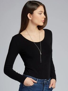 Waverles • Bamboo scoop neck long sleeve top